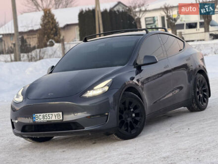 Серый Тесла Model Y, объемом двигателя 0 л и пробегом 200 тыс. км за 23000 $, фото 1 на Automoto.ua