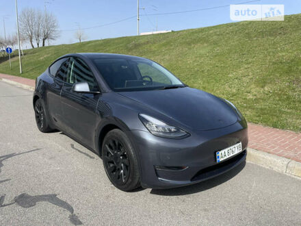 Сірий Тесла Model Y, об'ємом двигуна 0 л та пробігом 27 тис. км за 41500 $, фото 1 на Automoto.ua