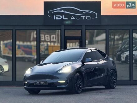 Серый Тесла Model Y, объемом двигателя 0 л и пробегом 91 тыс. км за 22500 $, фото 1 на Automoto.ua