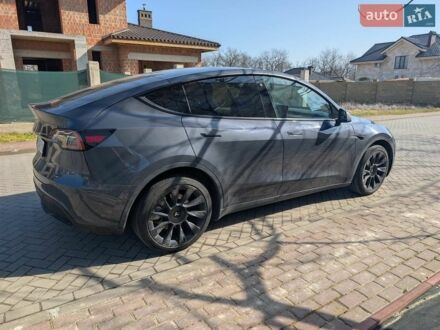 Серый Тесла Model Y, объемом двигателя 0 л и пробегом 82 тыс. км за 29500 $, фото 1 на Automoto.ua