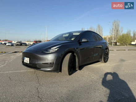 Тесла Model Y 2022 в Днепре (Днепропетровске) на Automoto.ua Серый Тесла Model Y, объемом двигателя 0 л и пробегом 99 тыс. км за 24999 $, фото 1 на Automoto.ua