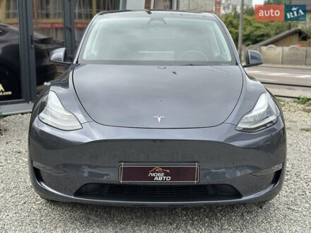 Серый Тесла Model Y, объемом двигателя 0 л и пробегом 37 тыс. км за 25000 $, фото 1 на Automoto.ua