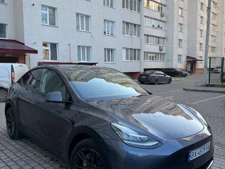 Серый Тесла Model Y, объемом двигателя 0 л и пробегом 100 тыс. км за 22500 $, фото 1 на Automoto.ua