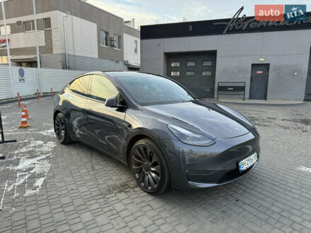 Серый Тесла Model Y, объемом двигателя 0 л и пробегом 66 тыс. км за 26700 $, фото 1 на Automoto.ua