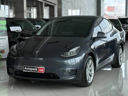 Сірий Тесла Model Y, об'ємом двигуна 0 л та пробігом 52 тис. км за 32990 $, фото 1 на Automoto.ua