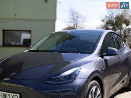 Серый Тесла Model Y, объемом двигателя 0 л и пробегом 52 тыс. км за 28000 $, фото 1 на Automoto.ua