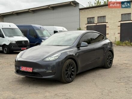 Серый Тесла Model Y, объемом двигателя 0 л и пробегом 98 тыс. км за 22500 $, фото 1 на Automoto.ua