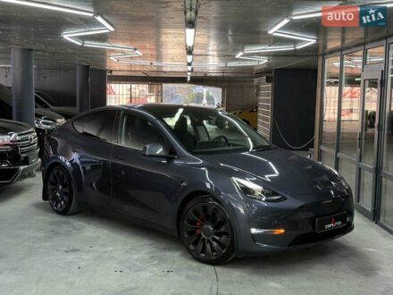 Тесла Model Y 2022 в Одессе на Automoto.ua Серый Тесла Model Y, объемом двигателя 0 л и пробегом 39 тыс. км за 26500 $, фото 1 на Automoto.ua