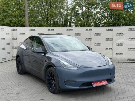Серый Тесла Model Y, объемом двигателя 0 л и пробегом 136 тыс. км за 20800 $, фото 1 на Automoto.ua