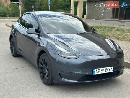Серый Тесла Model Y, объемом двигателя 0 л и пробегом 125 тыс. км за 27500 $, фото 1 на Automoto.ua