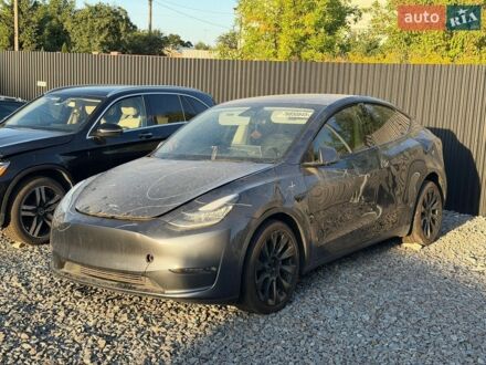 Серый Тесла Model Y, объемом двигателя 0 л и пробегом 120 тыс. км за 15500 $, фото 1 на Automoto.ua