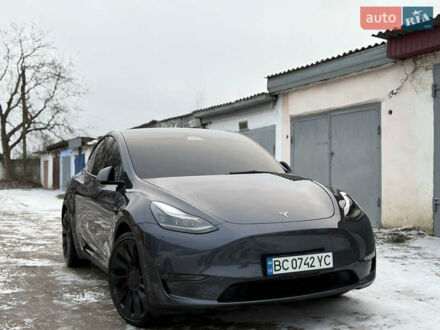 Серый Тесла Model Y, объемом двигателя 0 л и пробегом 123 тыс. км за 24500 $, фото 1 на Automoto.ua