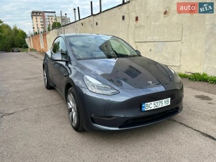 Сірий Тесла Model Y, об'ємом двигуна 0 л та пробігом 68 тис. км за 28300 $, фото 1 на Automoto.ua
