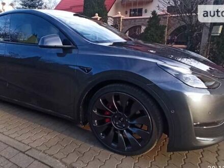 Тесла Model Y 2022 в Львове на Automoto.ua Серый Тесла Model Y, объемом двигателя 0 л и пробегом 35 тыс. км за 29950 $, фото 1 на Automoto.ua
