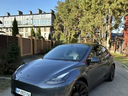 Тесла Model Y 2022 в Киеве на Automoto.ua Серый Тесла Model Y, объемом двигателя 0 л и пробегом 28 тыс. км за 32999 $, фото 1 на Automoto.ua