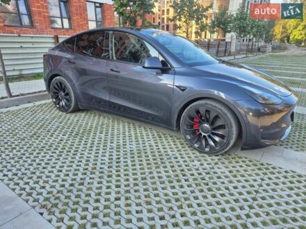 Серый Тесла Model Y, объемом двигателя 0 л и пробегом 32 тыс. км за 23000 $, фото 1 на Automoto.ua
