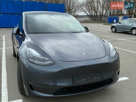 Серый Тесла Model Y, объемом двигателя 0 л и пробегом 48 тыс. км за 26800 $, фото 1 на Automoto.ua
