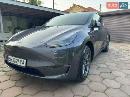 Серый Тесла Model Y, объемом двигателя 0 л и пробегом 24 тыс. км за 26400 $, фото 1 на Automoto.ua