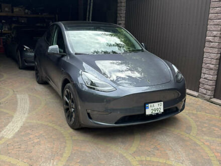 Тесла Model Y 2023 в Киеве на Automoto.ua Серый Тесла Model Y, объемом двигателя 0 л и пробегом 32 тыс. км за 33500 $, фото 1 на Automoto.ua