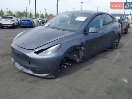 Серый Тесла Model Y, объемом двигателя 0 л и пробегом 29 тыс. км за 27500 $, фото 1 на Automoto.ua