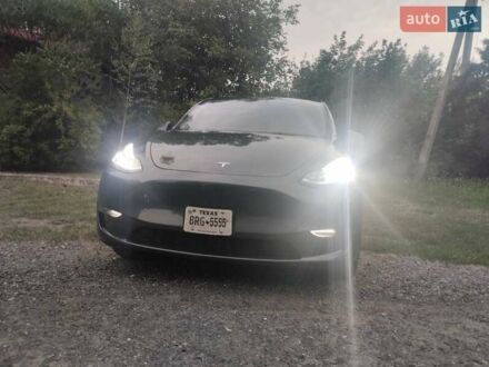 Тесла Model Y 2023 в Харькове на Automoto.ua Серый Тесла Model Y, объемом двигателя 0 л и пробегом 25 тыс. км за 28000 $, фото 1 на Automoto.ua