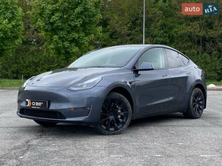 Тесла Model Y 2023 у Львові на Automoto.ua Сірий Тесла Model Y, об'ємом двигуна 0 л та пробігом 9 тис. км за 32490 $, фото 1 на Automoto.ua