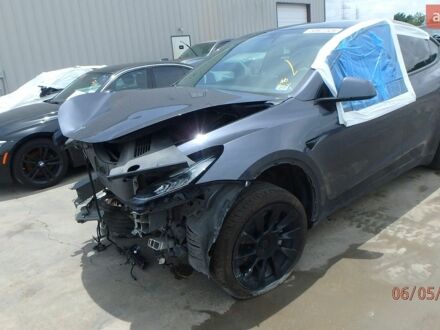 Сірий Тесла Model Y, об'ємом двигуна 0 л та пробігом 111 тис. км за 15000 $, фото 1 на Automoto.ua