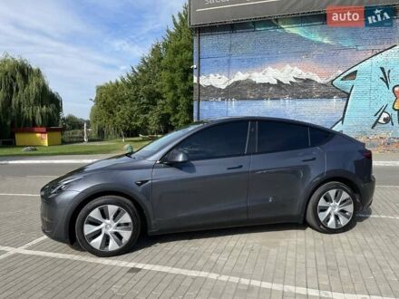 Тесла Model Y 2023 в Луцке на Automoto.ua Серый Тесла Model Y, объемом двигателя 0 л и пробегом 28 тыс. км за 27900 $, фото 1 на Automoto.ua
