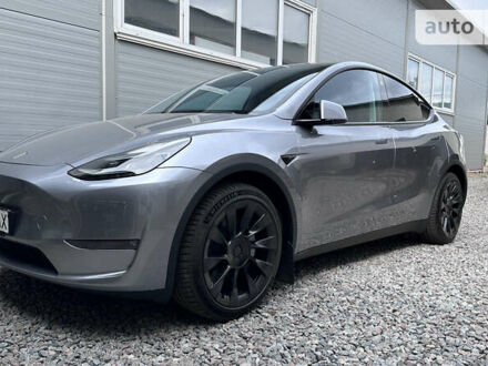 Серый Тесла Model Y, объемом двигателя 0 л и пробегом 9 тыс. км за 57000 $, фото 1 на Automoto.ua