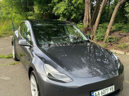 Серый Тесла Model Y, объемом двигателя 0 л и пробегом 39 тыс. км за 27500 $, фото 1 на Automoto.ua