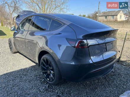 Тесла Model Y 2023 в Луцке на Automoto.ua Серый Тесла Model Y, объемом двигателя 0 л и пробегом 48 тыс. км за 16900 $, фото 1 на Automoto.ua