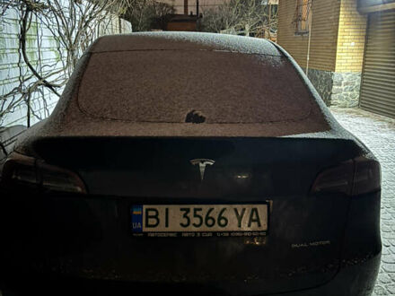 Тесла Model Y 2023 в Полтаве на Automoto.ua Серый Тесла Model Y, объемом двигателя 0 л и пробегом 10 тыс. км за 30000 $, фото 1 на Automoto.ua