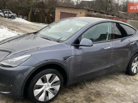Серый Тесла Model Y, объемом двигателя 0 л и пробегом 20 тыс. км за 23000 $, фото 1 на Automoto.ua