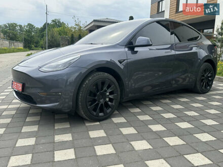 Тесла Model Y 2023 в Стрые на Automoto.ua Серый Тесла Model Y, объемом двигателя 0 л и пробегом 17 тыс. км за 27500 $, фото 1 на Automoto.ua