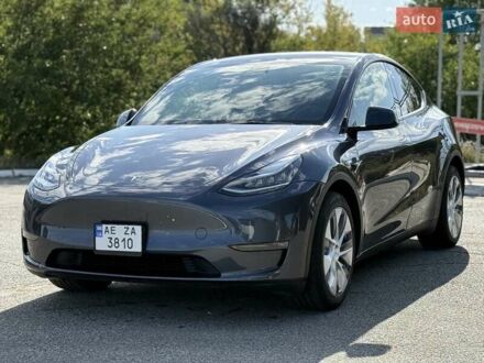 Серый Тесла Model Y, объемом двигателя 0 л и пробегом 16 тыс. км за 28900 $, фото 1 на Automoto.ua