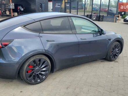 Серый Тесла Model Y, объемом двигателя 0 л и пробегом 18 тыс. км за 29500 $, фото 1 на Automoto.ua