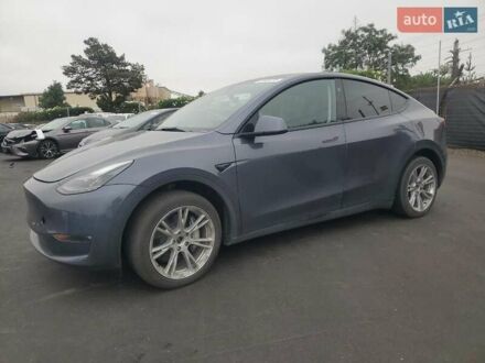 Серый Тесла Model Y, объемом двигателя 0 л и пробегом 36 тыс. км за 12700 $, фото 1 на Automoto.ua