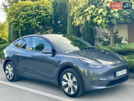 Тесла Model Y 2023 у Дніпро (Дніпропетровську) на Automoto.ua Сірий Тесла Model Y, об'ємом двигуна 0 л та пробігом 21 тис. км за 26300 $, фото 1 на Automoto.ua