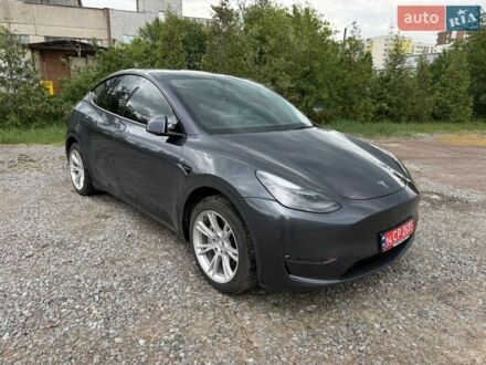 Серый Тесла Model Y, объемом двигателя 0 л и пробегом 39 тыс. км за 25498 $, фото 1 на Automoto.ua