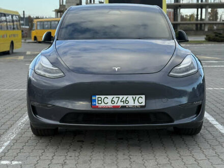 Серый Тесла Model Y, объемом двигателя 0 л и пробегом 32 тыс. км за 26999 $, фото 1 на Automoto.ua
