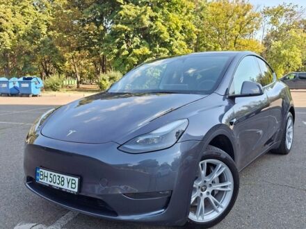 Серый Тесла Model Y, объемом двигателя 0 л и пробегом 16 тыс. км за 23700 $, фото 1 на Automoto.ua