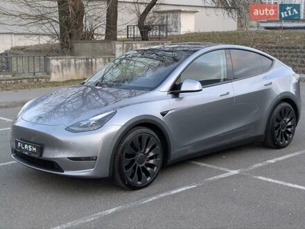 Тесла Model Y 2024 в Киеве на Automoto.ua Серый Тесла Model Y, объемом двигателя 0 л и пробегом 6 тыс. км за 42900 $, фото 1 на Automoto.ua