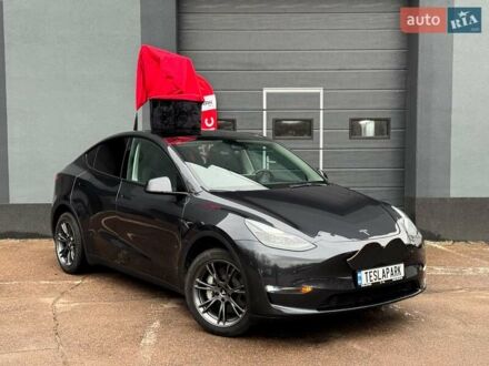 Серый Тесла Model Y, объемом двигателя 0 л и пробегом 24 тыс. км за 33500 $, фото 1 на Automoto.ua