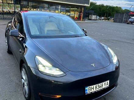 Тесла Model Y 2024 в Одессе на Automoto.ua Серый Тесла Model Y, объемом двигателя 0 л и пробегом 5 тыс. км за 29500 $, фото 1 на Automoto.ua