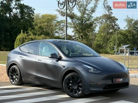 Серый Тесла Model Y, объемом двигателя 0 л и пробегом 5 тыс. км за 37000 $, фото 1 на Automoto.ua