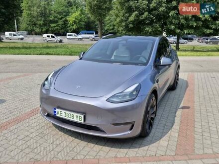Тесла Model Y 2024 в Днепре (Днепропетровске) на Automoto.ua Серый Тесла Model Y, объемом двигателя 0 л и пробегом 5 тыс. км за 37900 $, фото 1 на Automoto.ua