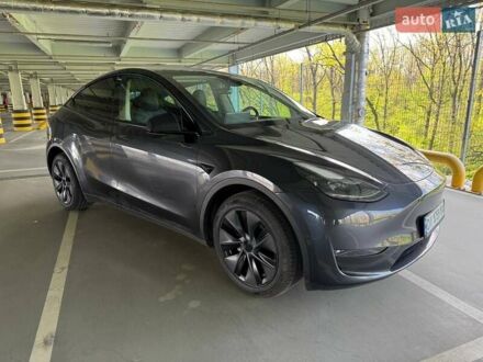 Тесла Model Y 2024 в Киеве на Automoto.ua Серый Тесла Model Y, объемом двигателя 0 л и пробегом 12 тыс. км за 33500 $, фото 1 на Automoto.ua