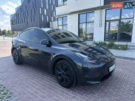 Тесла Model Y 2024 в Ровно на Automoto.ua Серый Тесла Model Y, объемом двигателя 0 л и пробегом 6 тыс. км за 35999 $, фото 1 на Automoto.ua