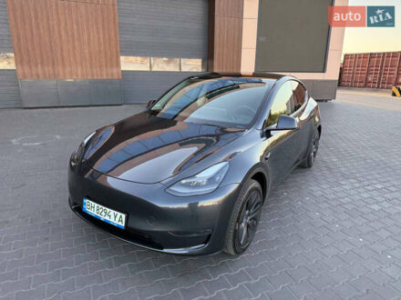 Тесла Model Y 2024 в Одессе на Automoto.ua Серый Тесла Model Y, объемом двигателя 0 л и пробегом 2 тыс. км за 28000 $, фото 1 на Automoto.ua