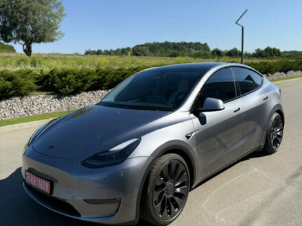 Тесла Model Y 2024 в Киеве на Automoto.ua Серый Тесла Model Y, объемом двигателя 0 л и пробегом 11 тыс. км за 32900 $, фото 1 на Automoto.ua